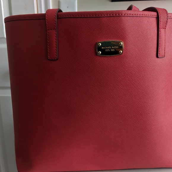 Orange Michael Kors purse - Picture 1 of 4